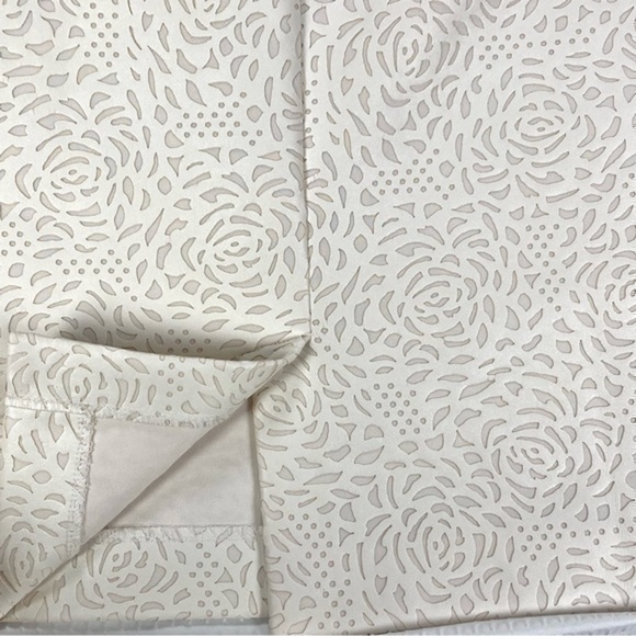 Catherine Malandrino Skirt Womens 8 Ivory White 3D Floral Laser Cut Pencil Midi - Picture 5 of 10